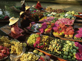 Damnoen Saduak Floating Market, Bangkok, Thailand Fotografie-Druck von Gavin Hellier