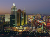 New York, New York Hotel and Casino and the Strip, Las Vegas, Nevada, USA Photographie par Gavin Hellier