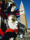 Carnival Masks on Souvenir Stand and Campanile, St. Marks Square, Venice, Veneto, Italy Photographie par Lee Frost