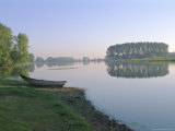 River Rhine Near Xanten, North Rhine-Westphalia (Nordrhein-Westfalen), Germany, Europe Photographie par Hans Peter Merten