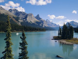 Maligne Lake, Rocky Mountains, Alberta, Canada Photographie par Hans Peter Merten