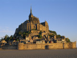 Mont St.Michel at Dusk, La Manche Region, Basse-Normandie, France Fotografie-Druck von I Vanderharst