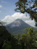 Arenal Volcano from the Sky Tram, Costa Rica Fotografie-Druck von Robert Harding