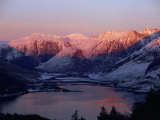 Mountains and Loch Duich Head at Dusk, Highlands, Scotland Fotografisk trykk av Pearl Bucknell