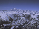 Aerial View of Himalaya Mountain Range, Rising Above Other Mountains, Pakistan Photographie par Ursula Gahwiler