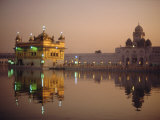Dusk Over the Holy Pool of Nectar, Punjab State, India Fotografisk trykk av Jeremy Bright
