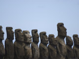 Ahu Tongariki, Easter Island (Rapa Nui), Unesco World Heritage Site, Chile, South America Photographie par Michael Snell