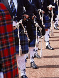 Bagpipe Players with Traditional Scottish Uniform, Glasgow, Scotland, United Kingdom, Europe Photographie par Yadid Levy