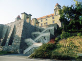 Gothic 15th Century Castle with Section of Outer Wall, Bratislava, Slovakia, Europe Photographie par Richard Nebesky