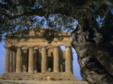 Concordia Temple, Agrigento, Unesco World Heritage Site, Sicily, Italy, Mediterranean, Europe Fotografisk tryk af Oliviero Olivieri Concordia Temple, Agrigento, Unesco World Heritage Site, Sicily, Italy, Mediterranean, Europe Fotografisk tryk af Oliviero Olivieri