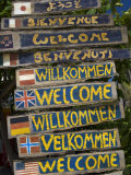 Welcome Signs, Laem Tong Beach, Phi Phi Don Island, Thailand, Southeast Asia, Asia Photographie par Sergio Pitamitz