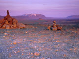Rock Cairns in the North of the Country, Myvatyn Nature Reserve, Iceland Lámina fotográfica por Chris Kober
