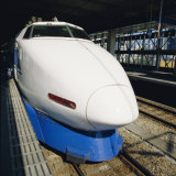 Bullet Train, Tokyo, Japan Photographie par Christopher Rennie
