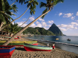 Fishing Boats at Soufriere with the Pitons in the Background, West Indies, Caribbean Photographie par Yadid Levy