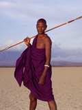 Barabaig Warrior Pastoralist with Spear, Wearing Tradional Earweight Photographie par David Pluth