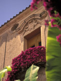 Bougenvilia Flowers Decorate a Capri Island House in Italy Fotografie-Druck von Richard Nowitz