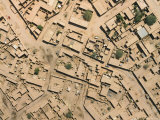 In Agadez, The Buildings Blend Seamlessly with the Landscape, Niger Fotografisk tryk af Michael Fay