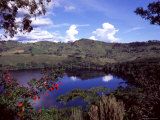 Nyambuga Crater Lake, Uganda, from Ndali Lodge Photographie par David Pluth