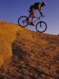 Male Mountain Biking Slickrock in Wyoming Photographie par Bobby Model