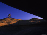 Male Mountain Biking on the Slickrock in Wyoming Photographie par Bobby Model