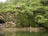 Pagoda in Forest over River in Lu Lin, Jingshan, China Photographie par David Evans