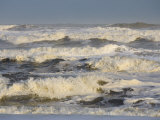 Storm Waves Pound the Shore Photographie par Skip Brown