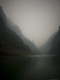 Thick Haze over the Peaks Along the Furong River, Chongqing, China Photographie par David Evans
