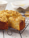 Apple Crumble Cake, a Piece Cut Photographie par Ashley Mackevicius