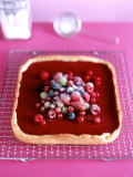 Berry Crostata (Shortbread with Berry Cream Filling) Fotografisk trykk av Michael Boyny Berry Crostata (Shortbread with Berry Cream Filling) Fotografisk trykk av Michael Boyny
