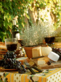 Buffet with Cheese and Grapes Photographie par Roland Krieg