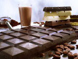 Bar of Chocolate with Cocoa, Cocoa Powder and Cocoa Beans Photographie par Peter Rees