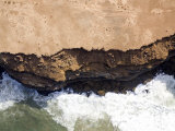 Waves Crash into the Steep Moroccan Coastline, Morocco Photographie par Michael Fay