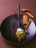 Still Life with Spices on a Black Plate Photographie par Armin Zogbaum