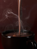 Pouring Hot Chocolate into a Cup Lámina fotográfica por Armin Zogbaum