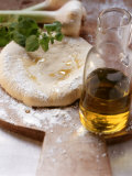 Unbaked Pizza, Herbs, Garlic and Olive Oil Fotografická reprodukce