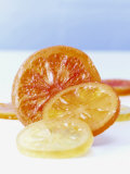 Candied Citrus Fruit Slices Lámina fotográfica por Armin Zogbaum