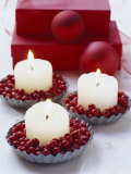 Candles and Cranberries in Tart Tins 写真プリント