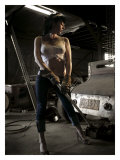 Garage Pin-Up Girl Lámina giclée por David Perry