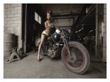 Hot Rod Pin-Up Girl Lámina giclée por David Perry Hot Rod Pin-Up Girl Lámina giclée por David Perry