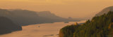 Crown Point, Columbia River, Columbia River Gorge National Scenic Area, Oregon, USA Lámina fotográfica por Panoramic Images Crown Point, Columbia River, Columbia River Gorge National Scenic Area, Oregon, USA Lámina fotográfica por Panoramic Images