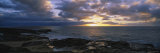 Makaha Beach Park at Sunset, Oahu, Hawaii, USA Lámina fotográfica por Panoramic Images