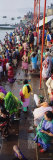 Hindu Pilgrims Standing on Ghat of a River, Ganges River, Varanasi, India Lámina fotográfica por Panoramic Images