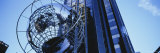 Sculpture in Front of Time Warner Center, Midtown Manhattan, New York City, New York, USA Stampa fotografica di Panoramic Images Sculpture in Front of Time Warner Center, Midtown Manhattan, New York City, New York, USA Stampa fotografica di Panoramic Images