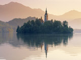 Lake Bled, Gorenjska, Slovenia Photographie par Peter Adams