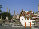 Wat Pho, Chedis, Monks, Bangkok, Thailand Photographic Print by Steve Vidler