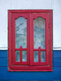 Red Window, Danube Delta, Romania Lámina fotográfica por Russell Young Red Window, Danube Delta, Romania Lámina fotográfica por Russell Young
