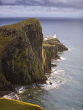 Neist Point Lighthouse, Neist Point, Isle of Skye, Scotland Photographie par Gavin Hellier