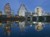 City Skyline Along Town Lake, Austin, Texas, USA Photographie par Walter Bibikow