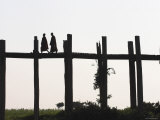 U Bein Bridge, Taugthaman Lake, Amarapura, Mandalay, Myanmar Photographic Print by Jane Sweeney