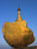 Golden Rock, Kyaiktiyo Pagoda, Kyaiktiyo, Mon State, Myanmar Photographic Print by Jane Sweeney